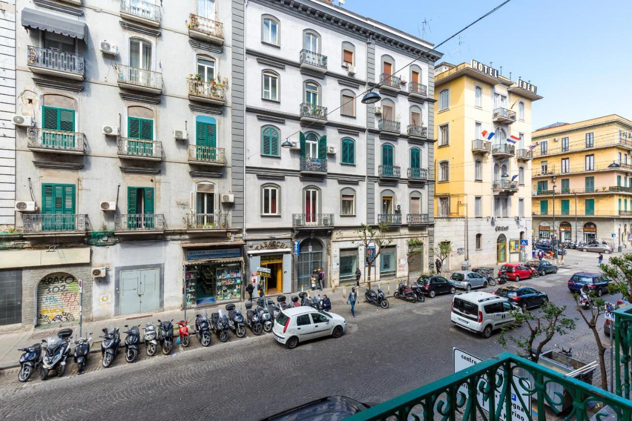 Central Station Family Apartment By Wonderful Italy เนเปิลส์ ภายนอก รูปภาพ